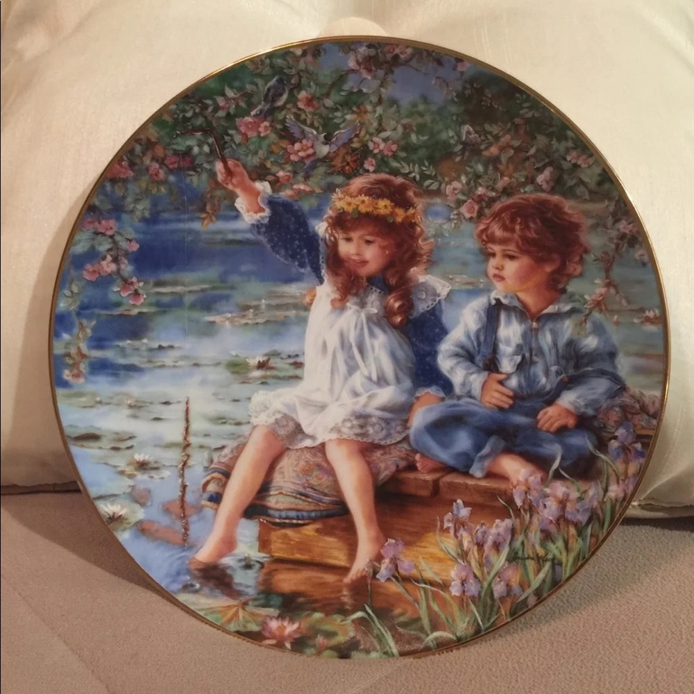 Plate - Picture 2 of 4